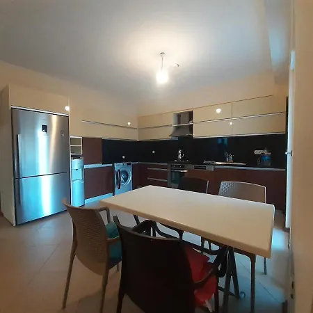 Murat Homes Apartman *